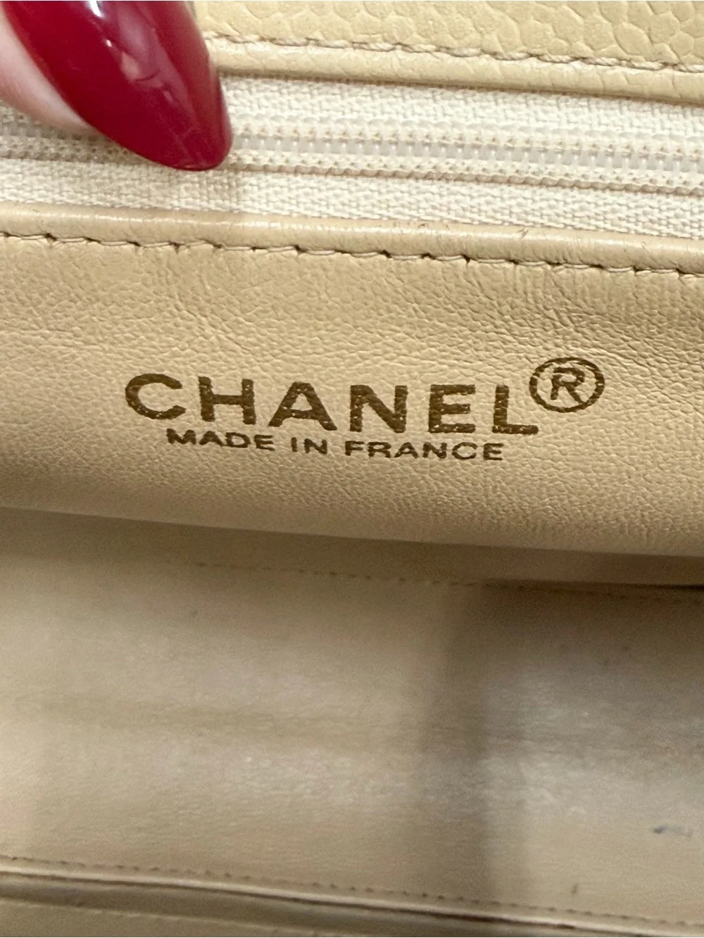 Authentic CHANEL Vintage Beige Caviar Turn-Lock Tote Beige Caviar Leather